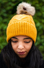 Load image into Gallery viewer, The Abelia &quot;Pom Pom&quot; Beanie